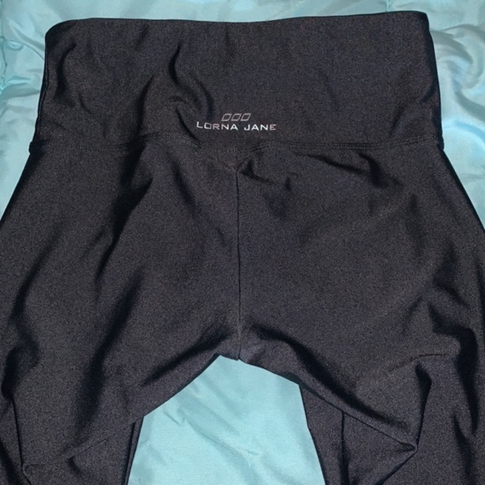 LORNA JANE LEGGINGS IN EXCELLENT CONDITION